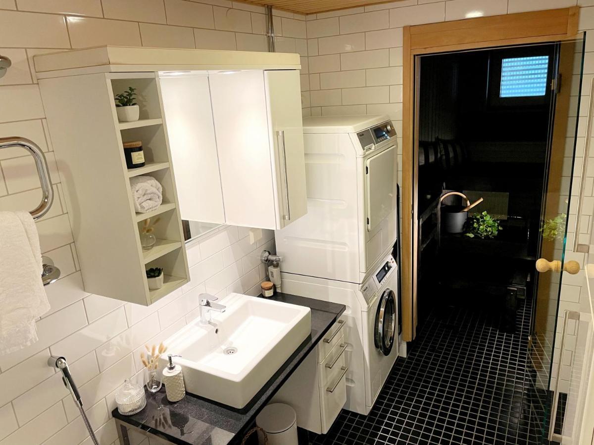 2Ndhomes Unique And Luxury Kamppi Center Apartment With Sauna And Big Terrace Helsinki Exterior photo